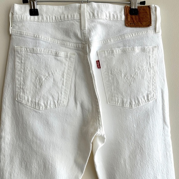 Levi’s 501 Women’s White Skinny Jeans, Button Fly Pants, Size Small - Picture 14 of 16